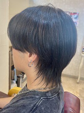 クオリア(Quaria) 波巻きパーマフェザーパーマセンターパートニュアンスパーマ韓国