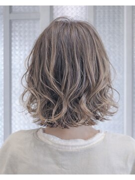 エレガンスモア(elegance MORE) 艶感ベージュカラー