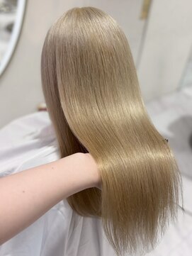 モナ 髪質改善(MONA) 【MONA】ホワイトブロンド/髪質改善/ミルクティー【栄駅】