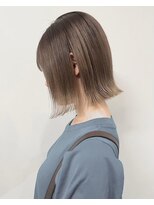 フォト 新宿三丁目(foto)&nbsp;大人ガーリー/似合わせカット/ミディアムレイヤーカット/富山