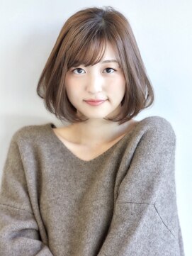 フォンズ(FONS) ナチュラルストレート系×王道ひし形レイヤーボブ_世代問わず◎