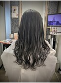 エクステでウェーブヘアに！