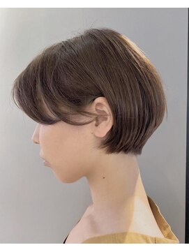 ラーサ(LaHzA) Guest Snap●コンパクトな丸みの耳掛けショート