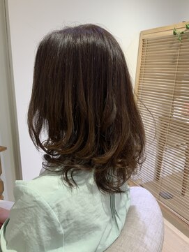 ユーネリー(U-NERY) セミロングスタイル