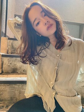 ルービック 京橋(Rubik's) 大人かわいい軽ウェーブセミロング