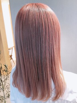 チャコレ 北千住店(Chacolle) ホワイトピンクカラー