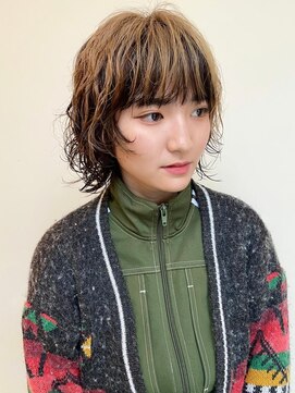 トップヘアー スパアンドリラクゼーション 安城(spa&relaxation) デザインカラー+ミディアムウルフパーマ/20代30代40代