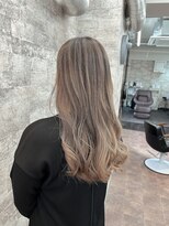 リファイン バイ アフィナー 本厚木店(Refine by Afinar)&nbsp;【本厚木/本厚木駅】シャドールーツバレイヤージュ