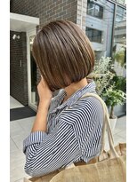 フィーカ(Fiika)&nbsp;内巻きボブ×ハイライトカラー×オリーブベージュ【肥後橋駅】