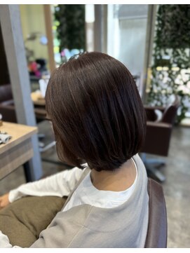 ビースリー ロア ショートボブ  2023/11/23