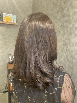 カピリナ(Ka Pilina) 毛先ニュアンスパーマ