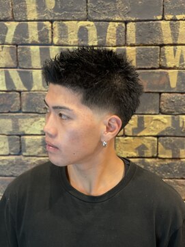 ヒロギンザバーバーショップ 丸の内店(HIRO GINZA BARBER SHOP) テーパーフェード