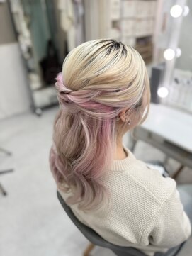 ラモ(RAMO) ハイトーンハーフアップ