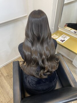 イオエ(ioe) 前髪/アンブレラカラー/こなれミディ/髪質改善/イメチェン