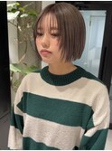 【YOKE】ミルクティーベージュヘーゼルベージュレイヤーボブ