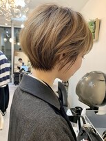 アイドットプラス 札幌大通り(i.+ODORI)&nbsp;【骨格補正×ニュアンスベージュ】後頭部ふんわりショート