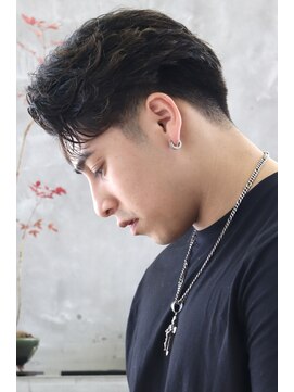 にもう フェザーショート/短髪/ツーブロック/メンズ/メンズパーマ