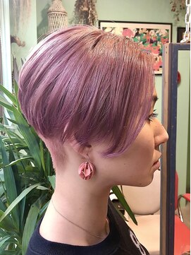 ヴィレッタ(VIRETTA) ピンクパープル×刈り上げショート