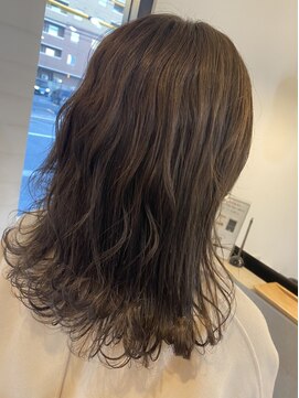 イルスティーロ(iLL_steeLo) <iLL_stteLo>セミロングスタイル