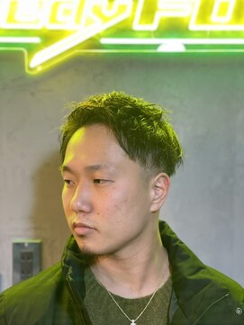 グリーディーフォックス 代々木(Greedy FOX) かき上げヘア/サイドパート/韓国マッシュ/フェードカット/代々木