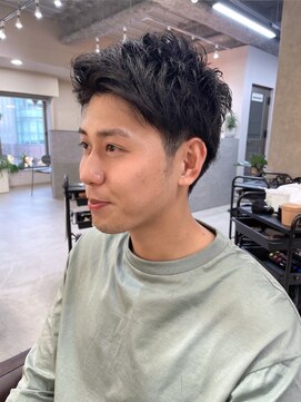 フラッグ 九大学研都市店(Flag) メンズカット 爽やかアップバング