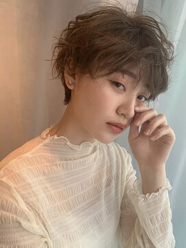 メイカ(MEIKA) 【 マッシュショート × パーマ 】浅野美紀