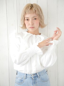 ビィシャイン 滝野店 ハイトーンボブ
