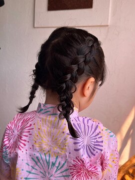 美容室 メザミー MESAMIES キッズアレンジ編み込み浴衣アレンジゆるふわ三つ編みヘア