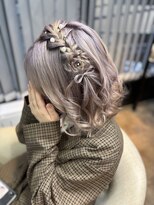 リエラ 新宿(RIERA) お花×髪りぼん編みたらし