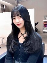 エル バイ アンキシム(elu by AHNKISM)&nbsp;韓国風レイヤーカット顔まわりくびれオルチャン堀江