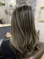 アスフィーダ(A'sfida) グレージュエアタッチバレイヤージュ