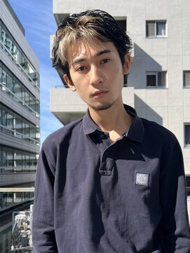 ノイ(noi) センターパートニュアンスパーマ刈り上げツーブロックメンズヘア