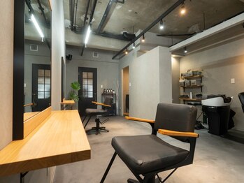 ナリ(nari)の写真/【豊中駅徒歩10分】“あなたらしさ”を大切に…。完全マンツーマン施術を堪能できるプライベートサロン♪