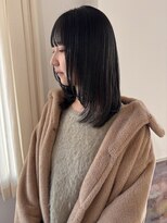 ヘアーアイストゥーレ(HAIR ICI TRE)&nbsp;オリーブグレーミディアムレイヤーブリーチなしカラー冬カラー