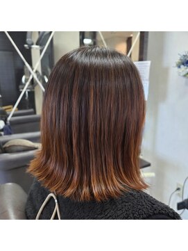 アンジュールクレア(UN JOUR CREA) 外ハネ