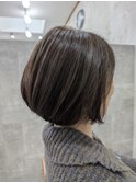 白髪ぼかしハイライト×ショート