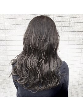 リルー(LiLou) クールビューティー♪コントラストハイライト☆