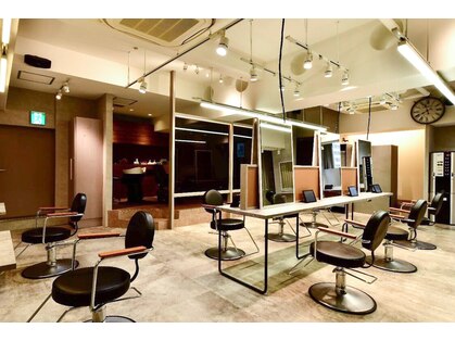 ラフィス ヘアー ルーム 難波本店(La fith hair room)の写真