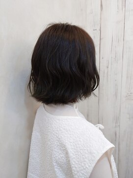 アトレバイラッキー(Attrait by Lucky) ボブスタイル