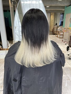 シィーム(cime) ブラック&ホワイト