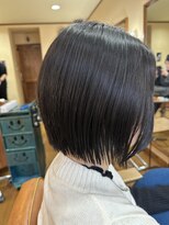 ジーニー(Genie)&nbsp;切りっぱなしボブ