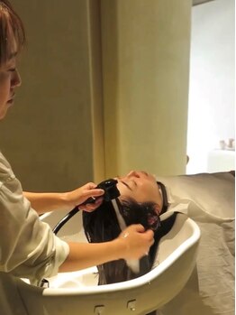 ヤスカワ(YASUKAWA)の写真/【月曜営業/9時からOPEN◎】神宮丸太町で経験豊富なスタイリストがあなたのキレイをお手伝い。