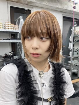 コードプラスリム(CODE+LIM) 顔まわりプツッとボブ