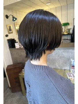 フルアヘッド(FULL A HEAD) ショートウルフカット/レイヤーカット/ウルフカット