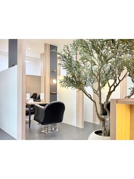 個室or半個室のプライベート空間にてマンツーマンで施術！