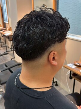 シーフフェード 千葉(Cyf FADE) 千葉駅MEN’S HAIR/サーフカール/刈り上げセンターパート