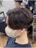 メンズニュアンスパーマ　毛流れセンターパートツーブロック