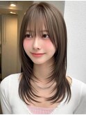 レイヤーカット/ウルフカット/ブリーチーカラー/ダブルカラー