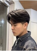 テーパーフェードニュアンスパーマ刈り上げセンターパートメンズ