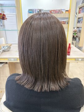 アッシュ 千歳烏山店(Ash) オリーブグレーショートレイヤーボブウルフカットハッシュカット